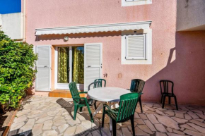 Coquet, terrasse, BBQ, Clim, parking, proche plage
